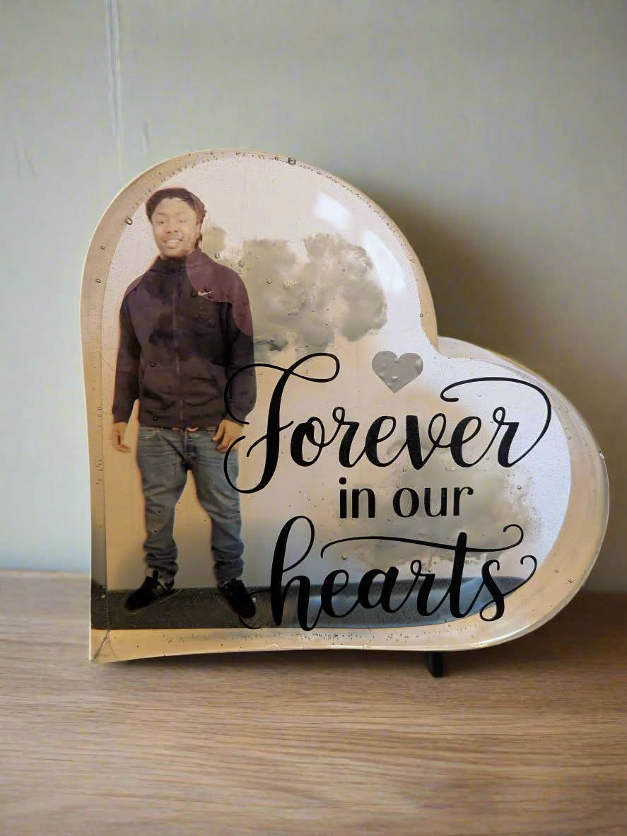 Resin memorial heart plaque - Krafty Kustomz LLC
